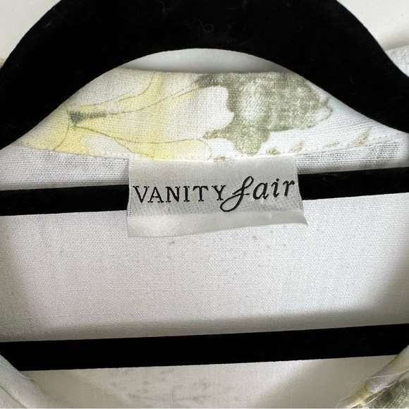 VTG vanity fair / floral button short sleeve shirt - Picture 3 of 10